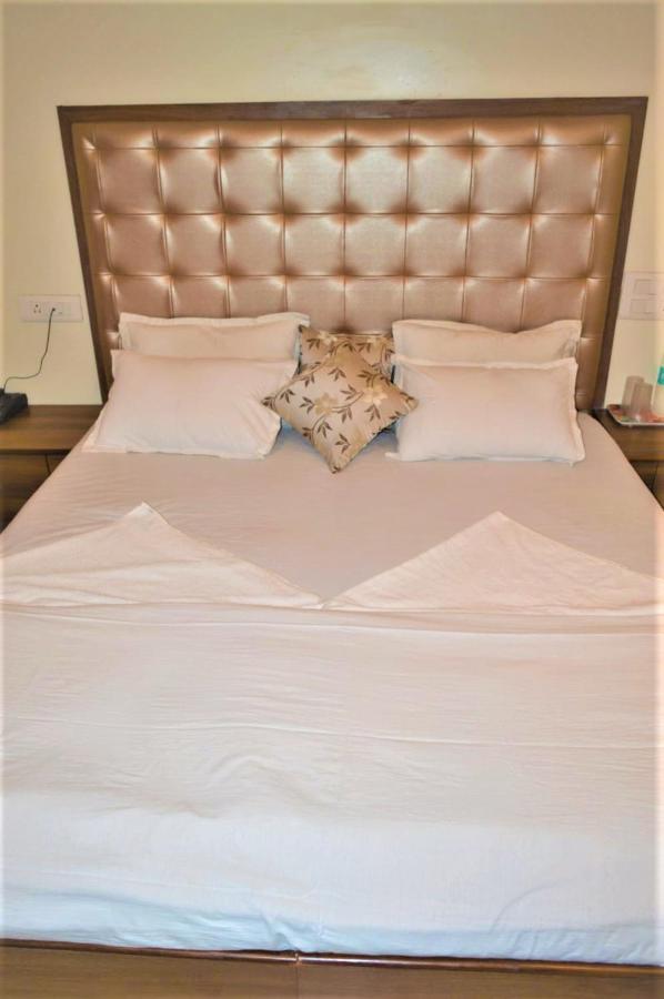 Hotel Visau,Sirdi Kültér fotó